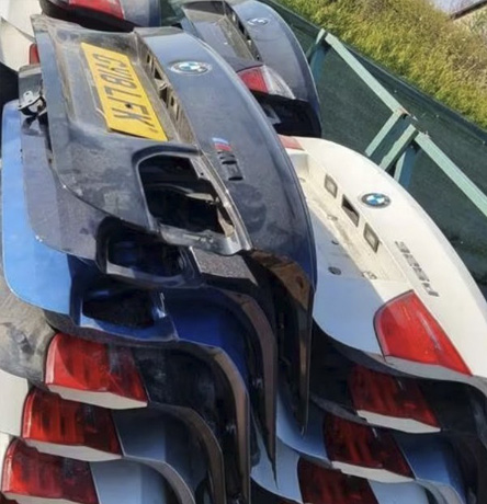 Pièces de carrosserie